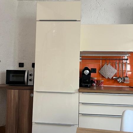 Guesthouse 45 Dutovlje Exteriör bild